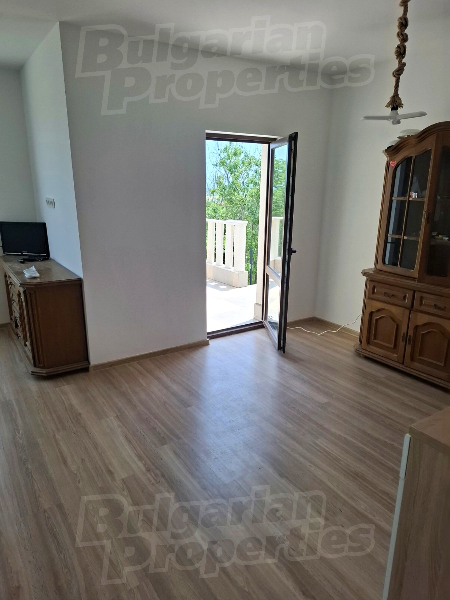 Gallery Picture 29