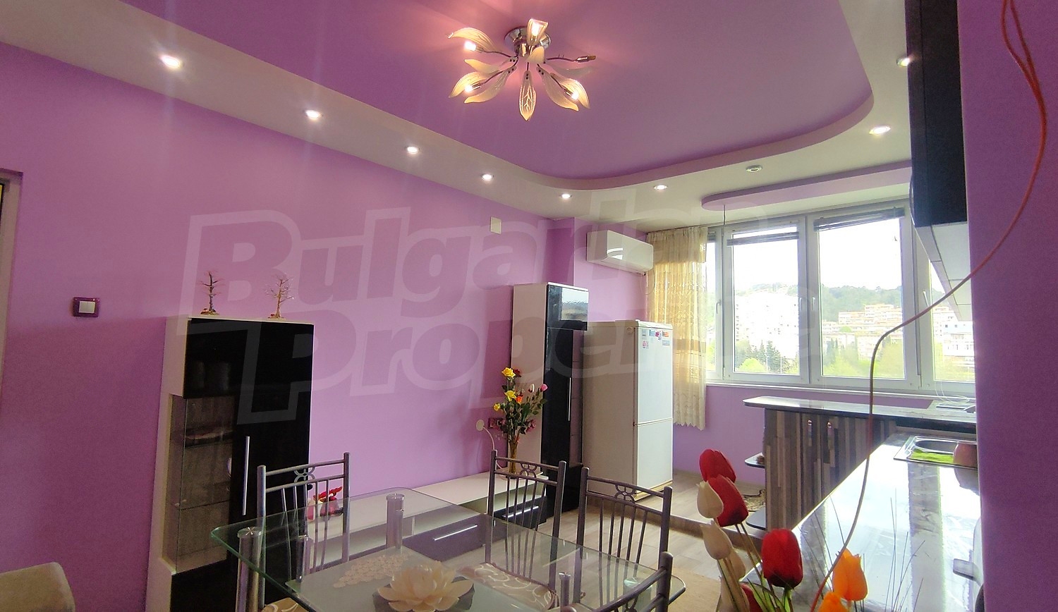 Gallery Picture 10