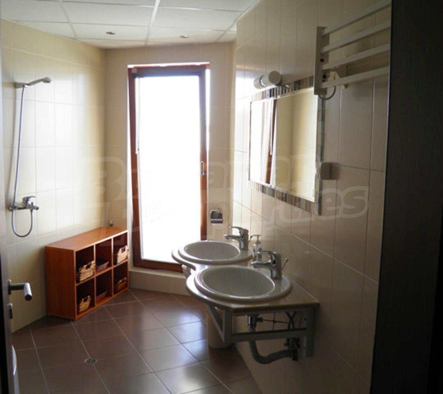 Gallery Picture 21