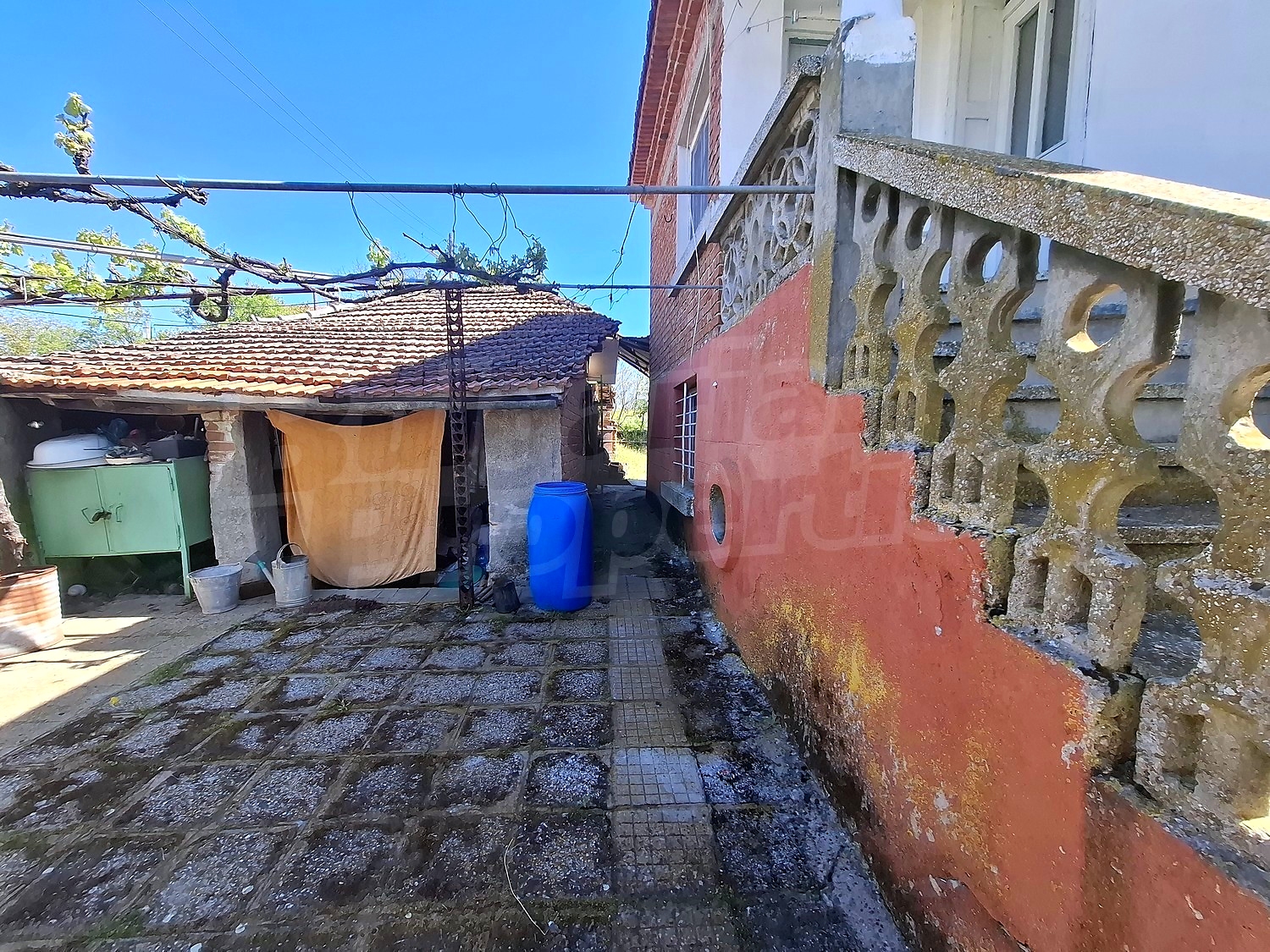 Gallery Picture 33