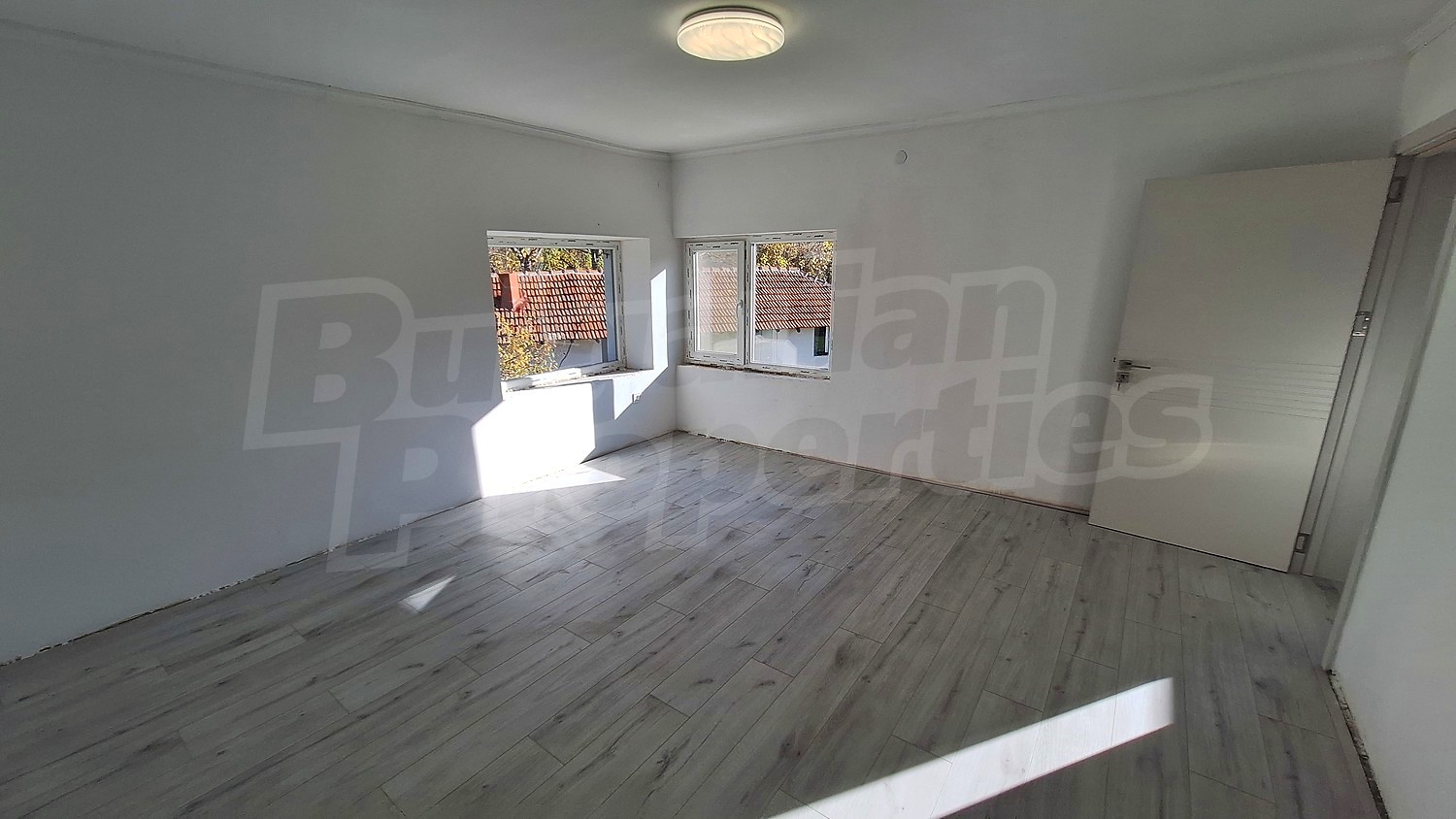 Gallery Picture 33