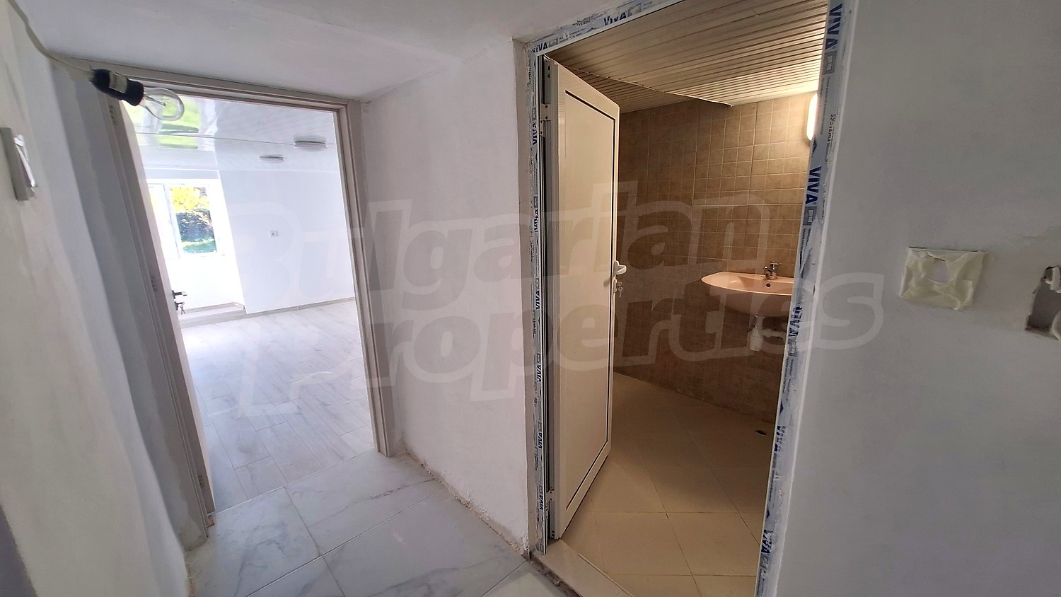 Gallery Picture 15