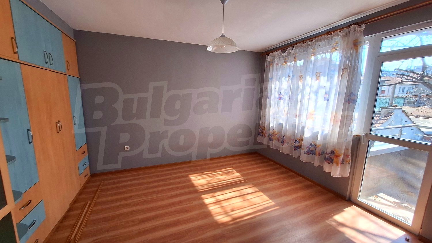 Gallery Picture 14