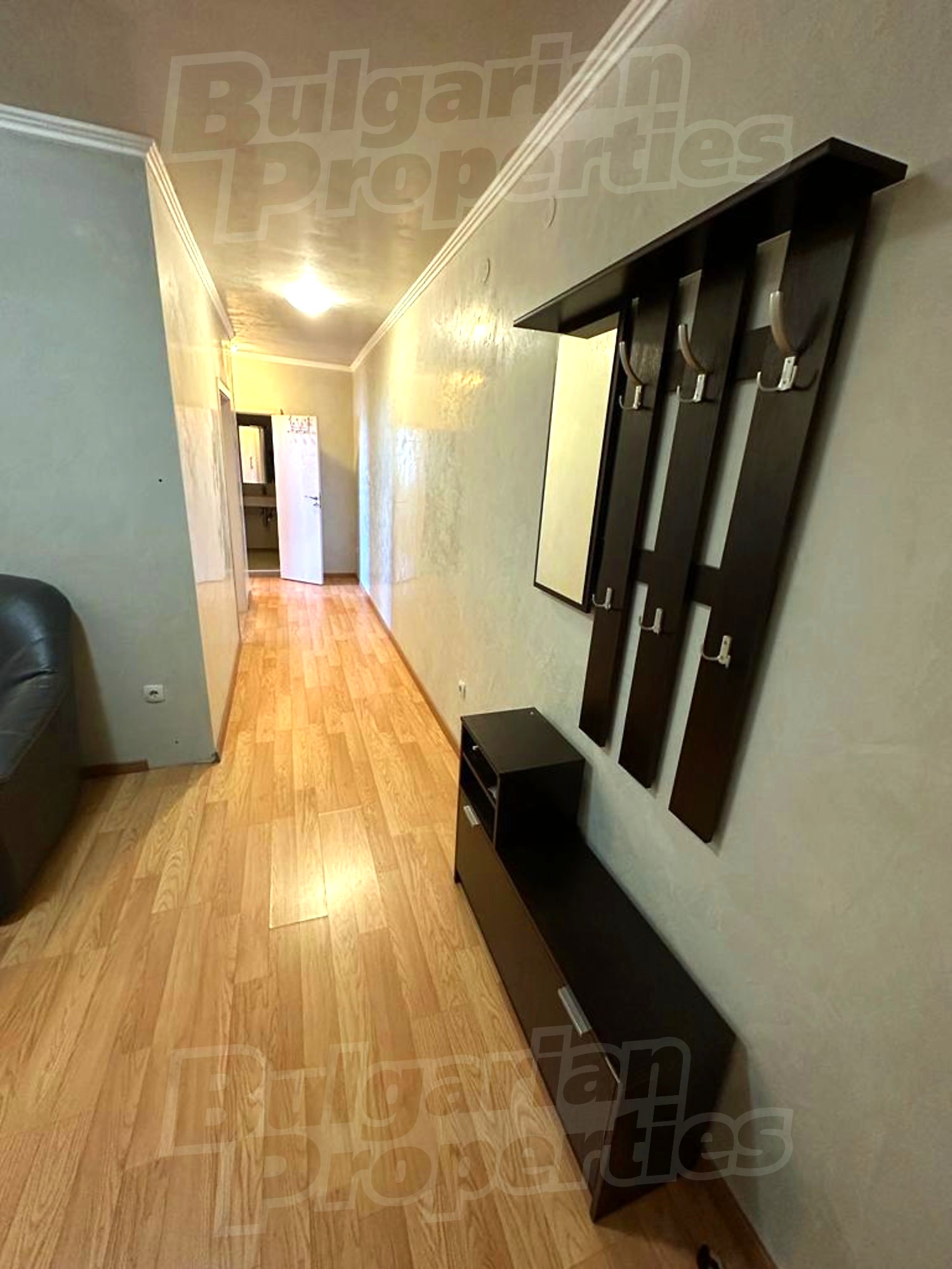 Gallery Picture 10