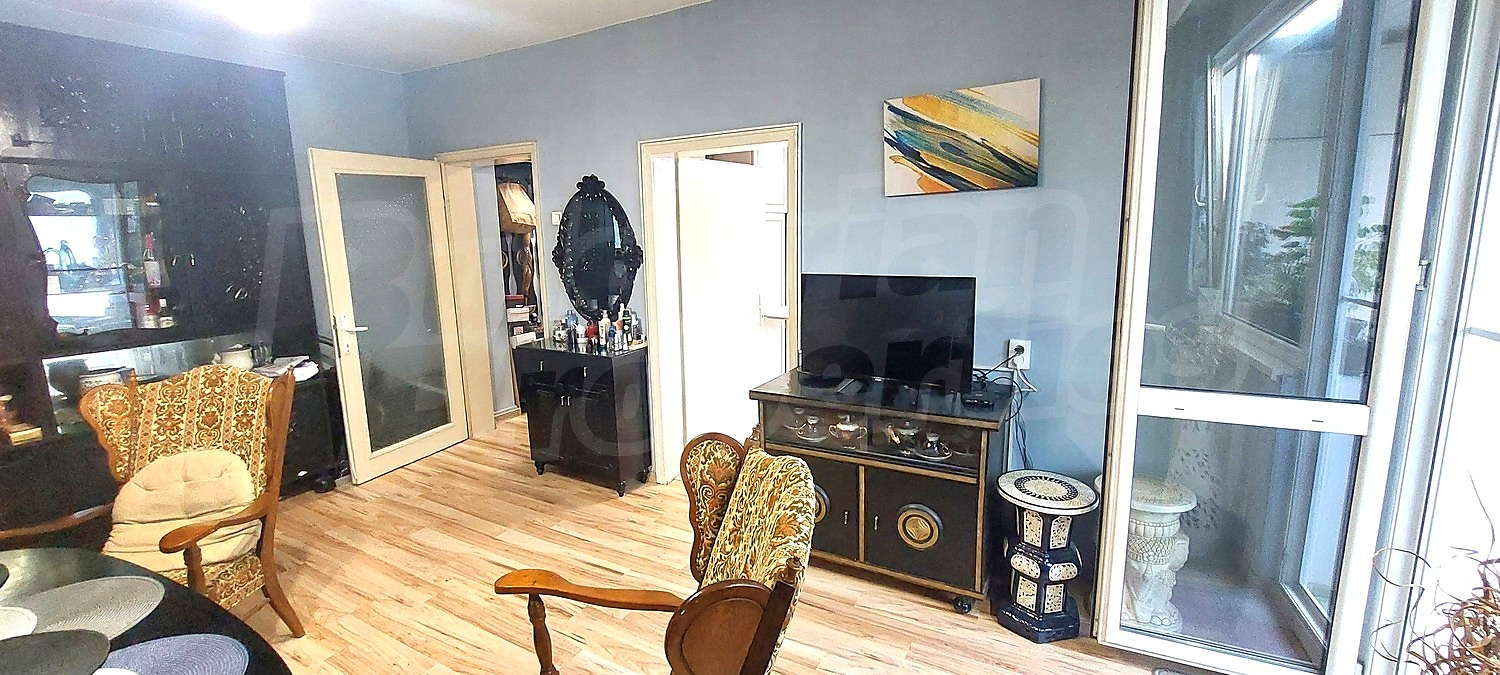 Gallery Picture 29
