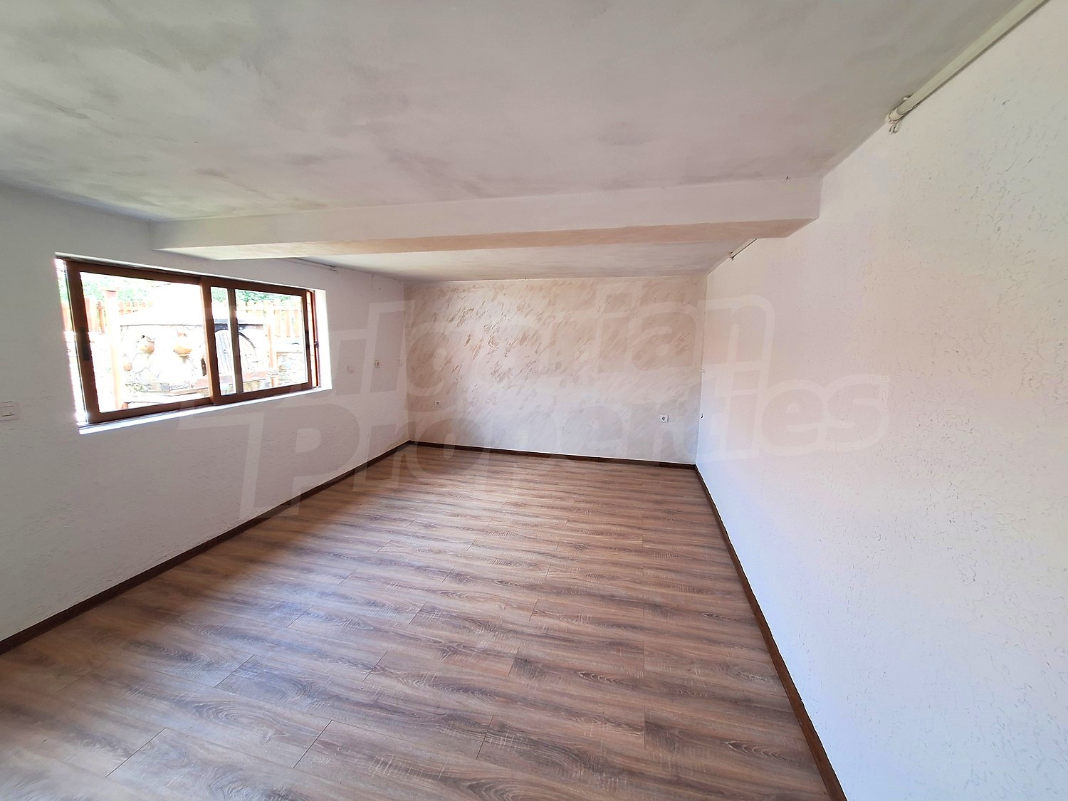 Gallery Picture 4