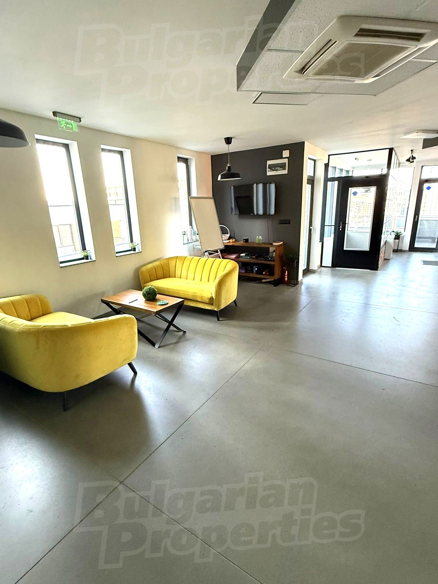 Gallery Picture 6