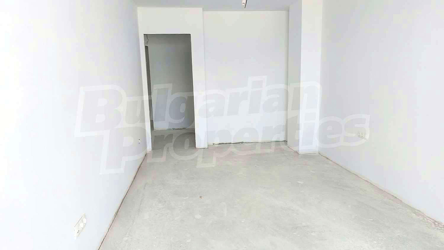 Gallery Picture 13