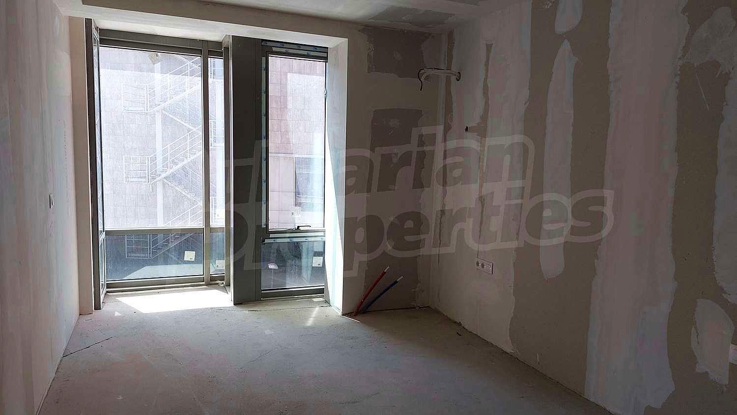 Gallery Picture 15