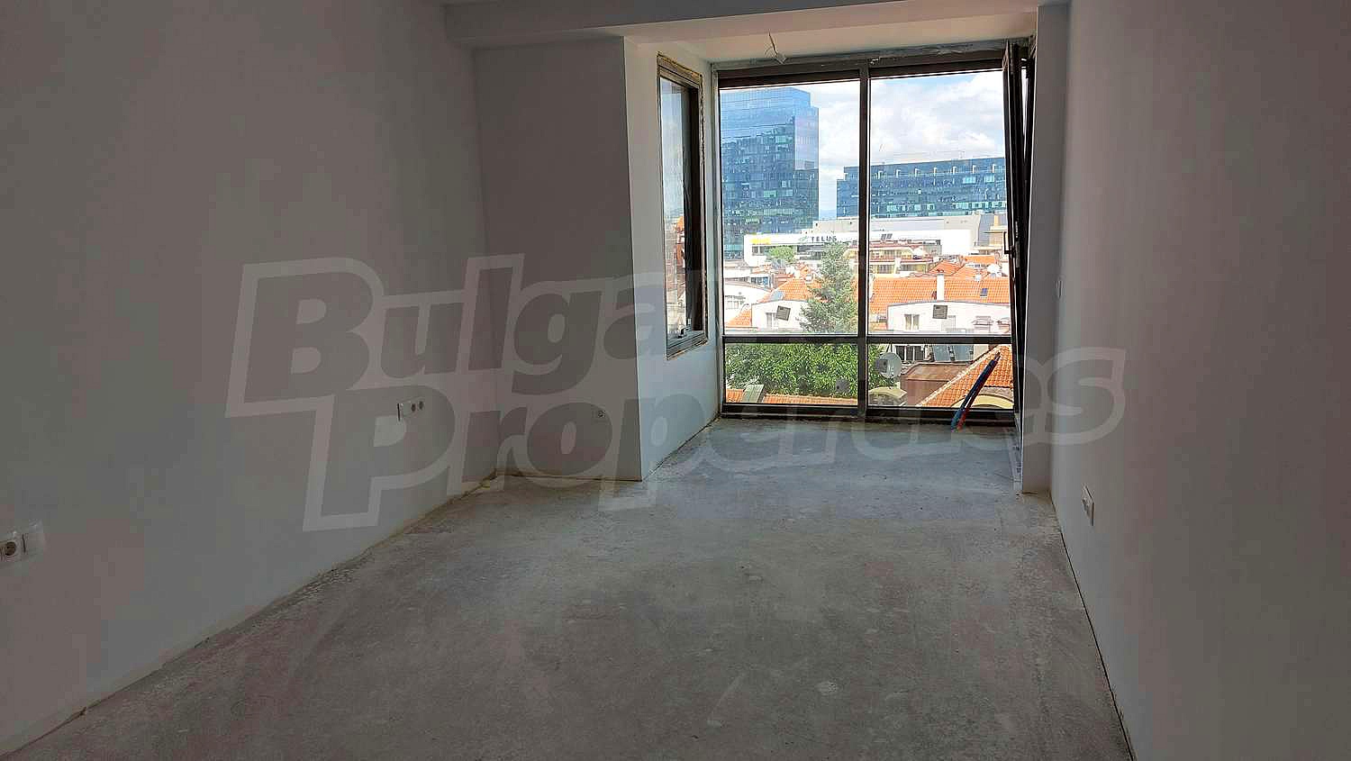 Gallery Picture 28