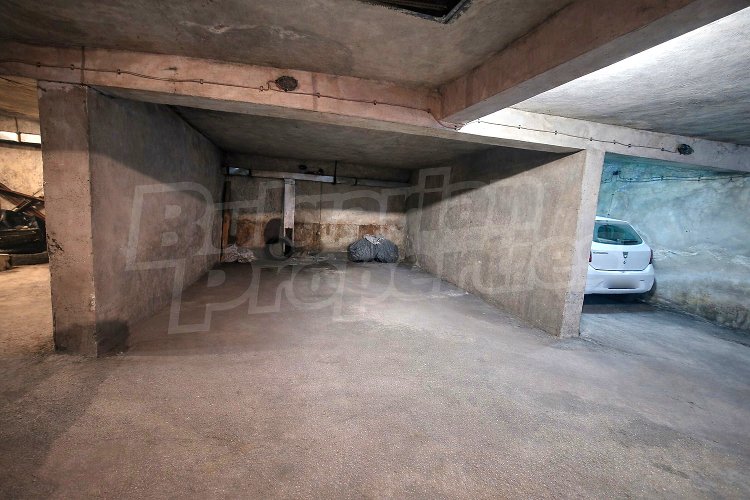 Gallery Picture 4