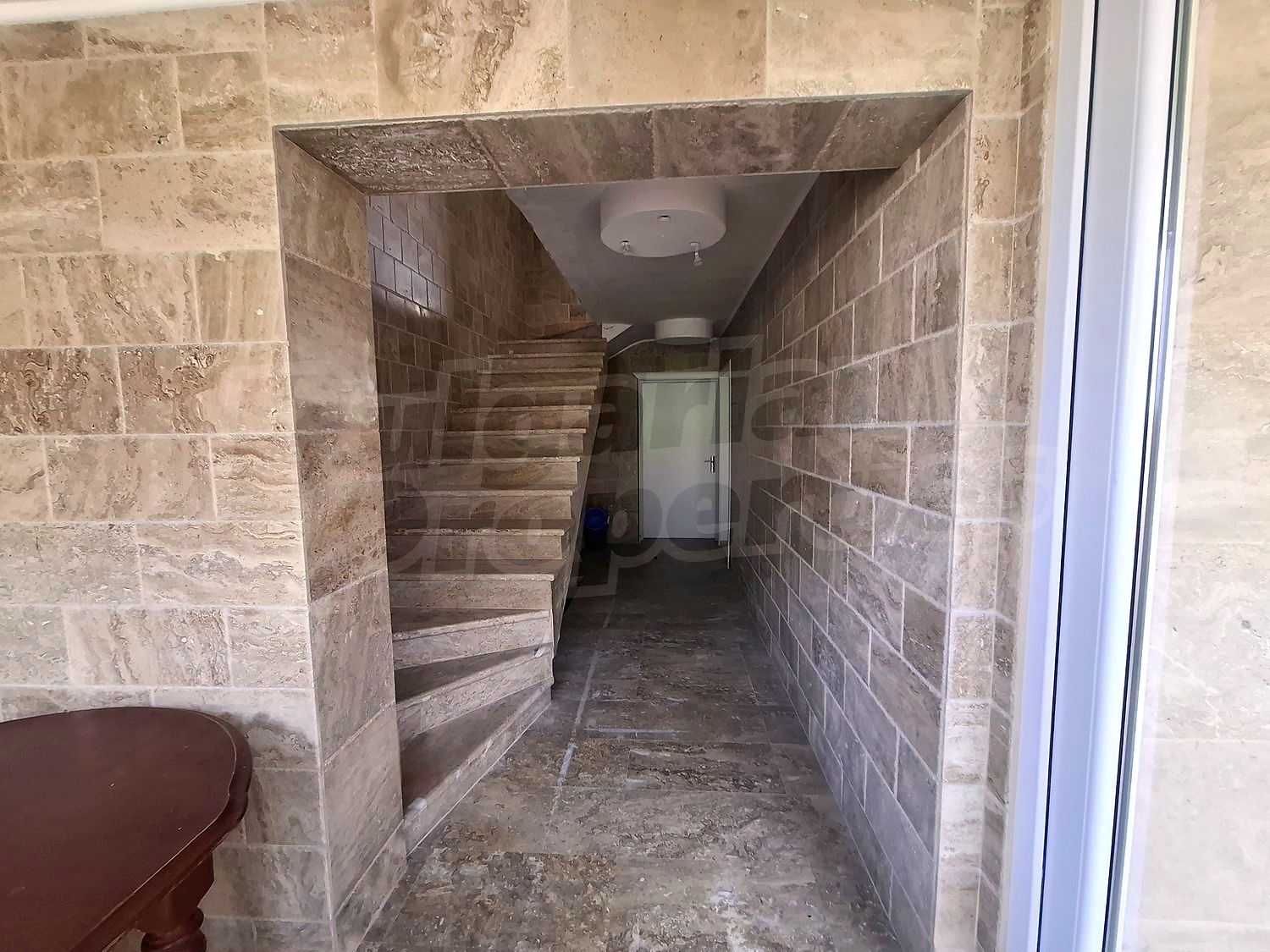 Gallery Picture 12