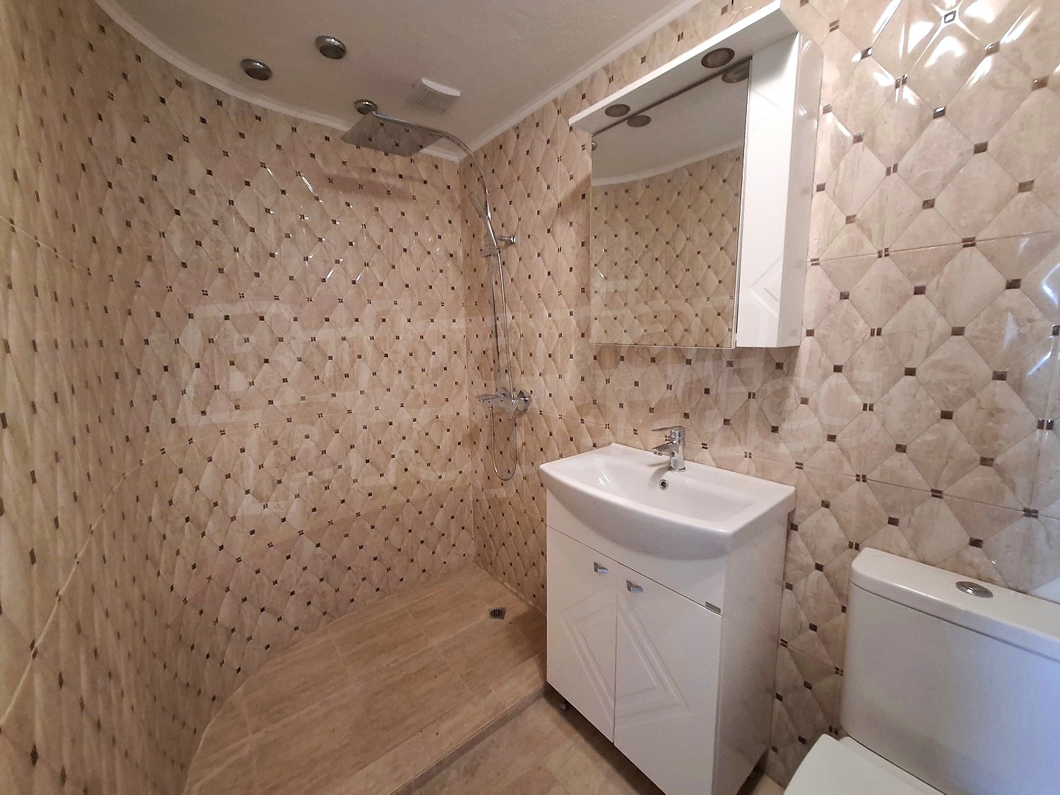 Gallery Picture 18
