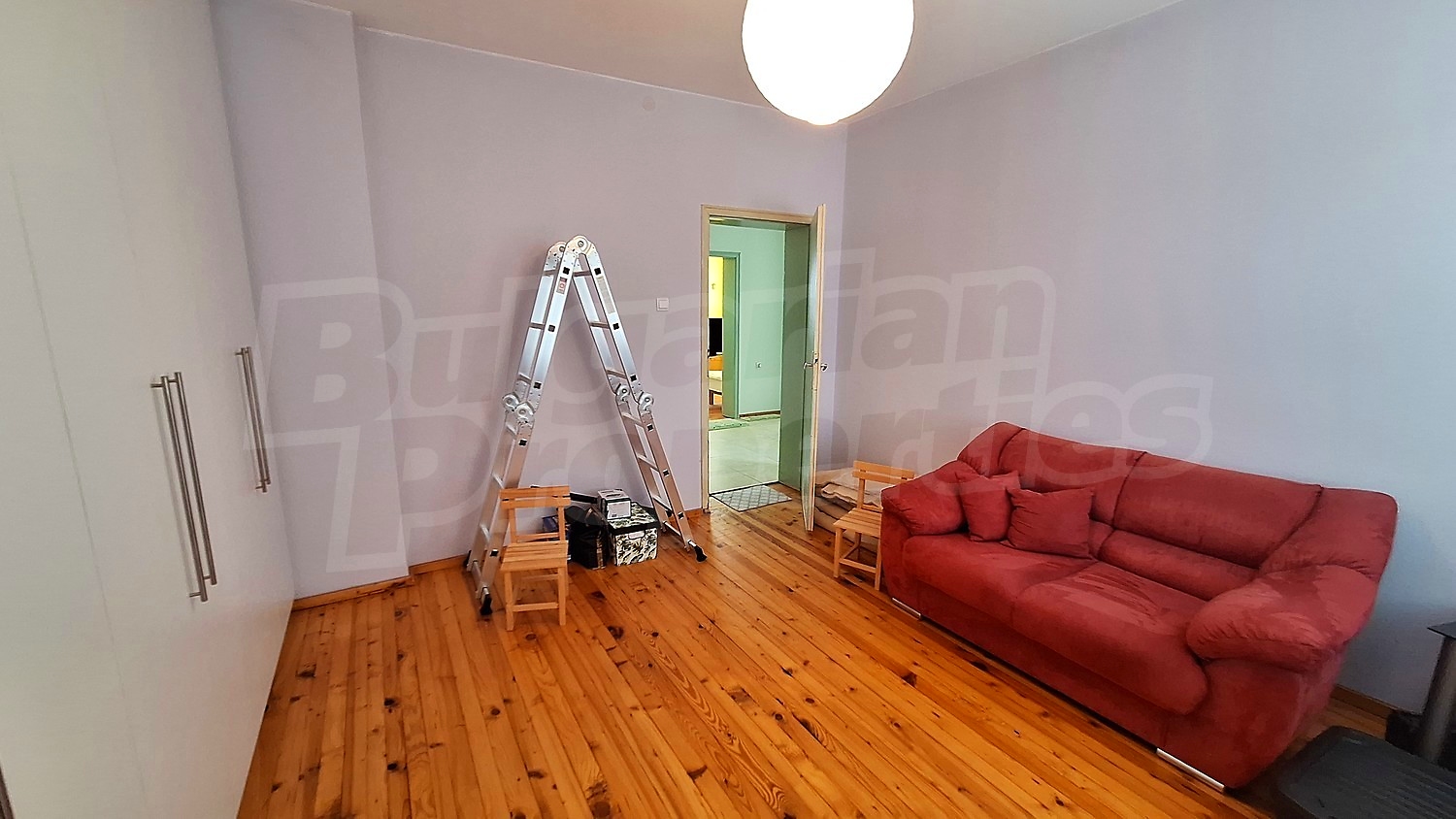 Gallery Picture 28