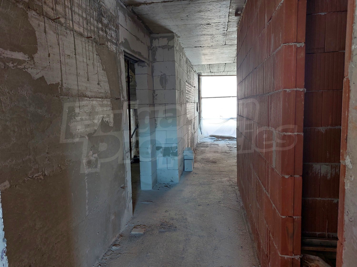 Gallery Picture 10