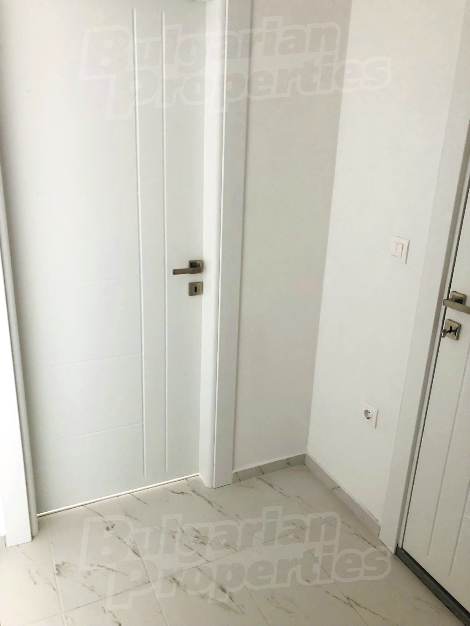 Gallery Picture 10