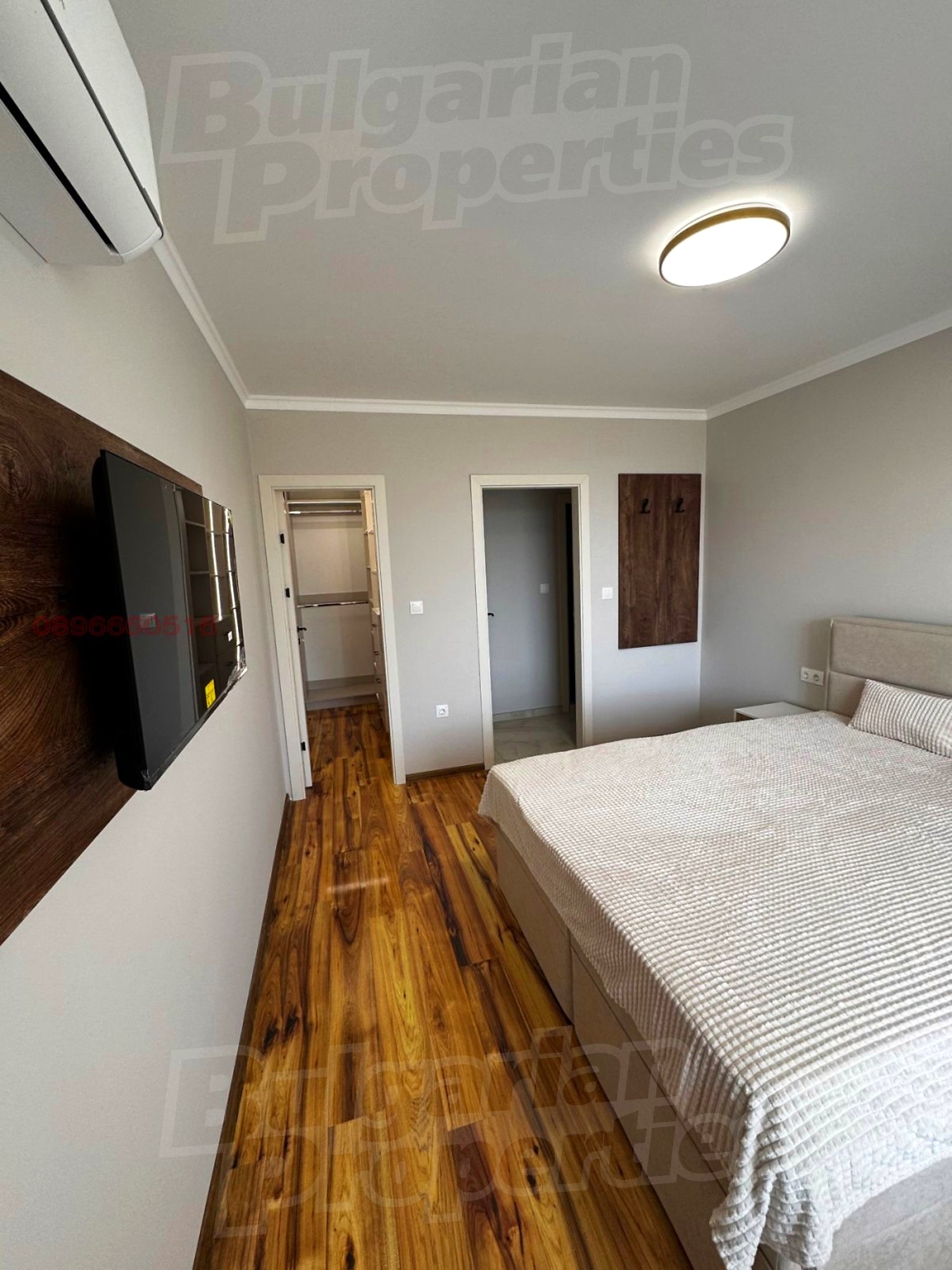 Gallery Picture 15