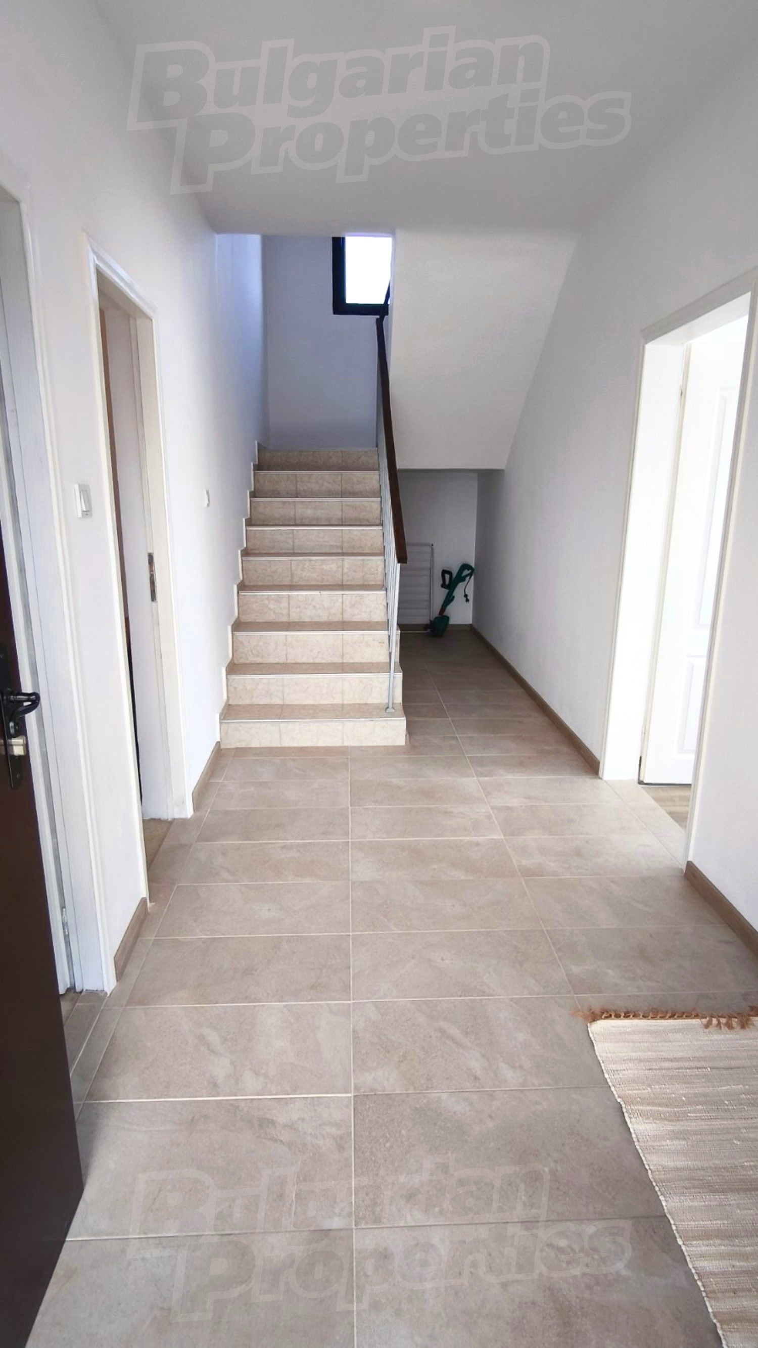 Gallery Picture 16