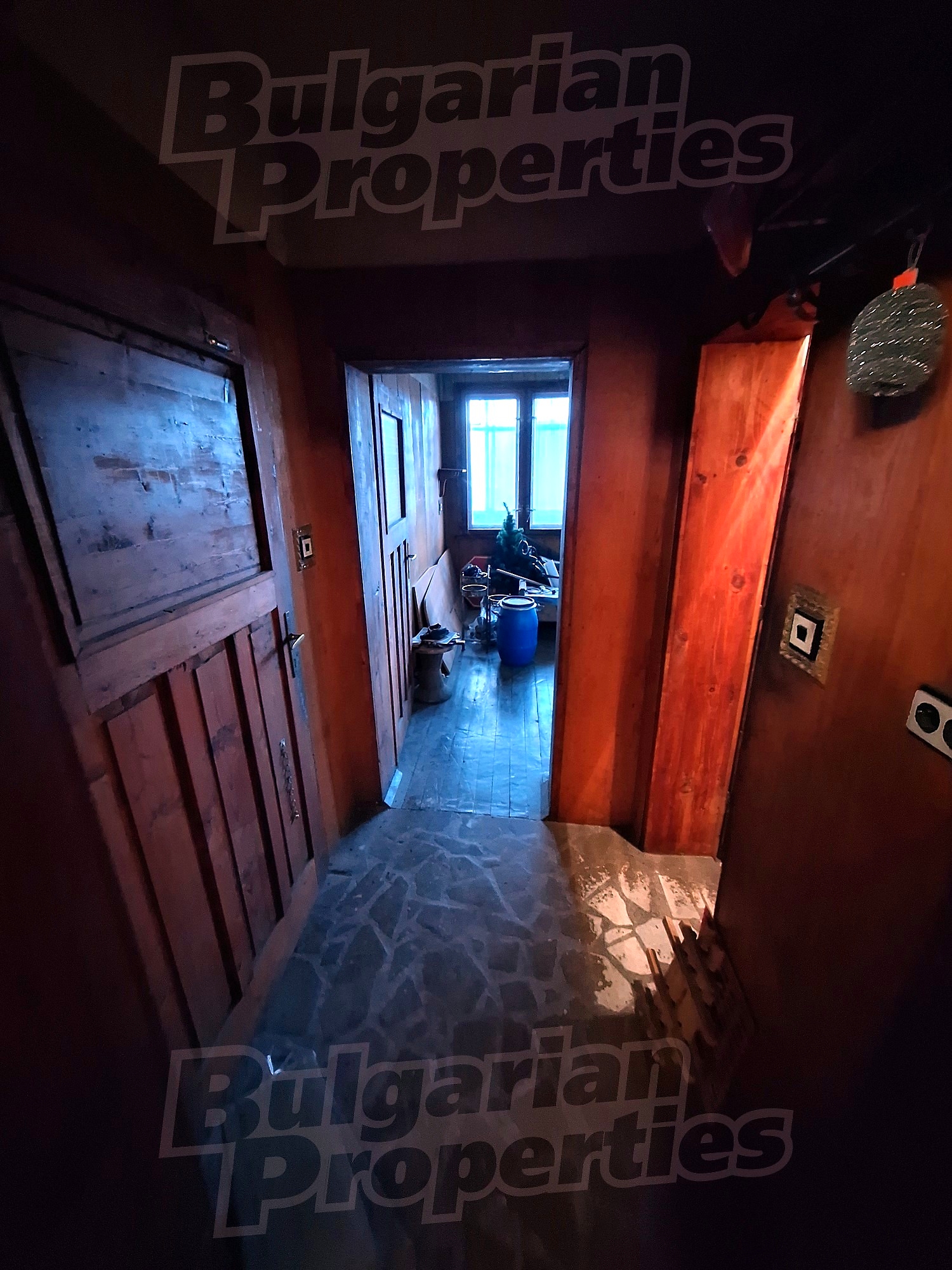 Gallery Picture 10