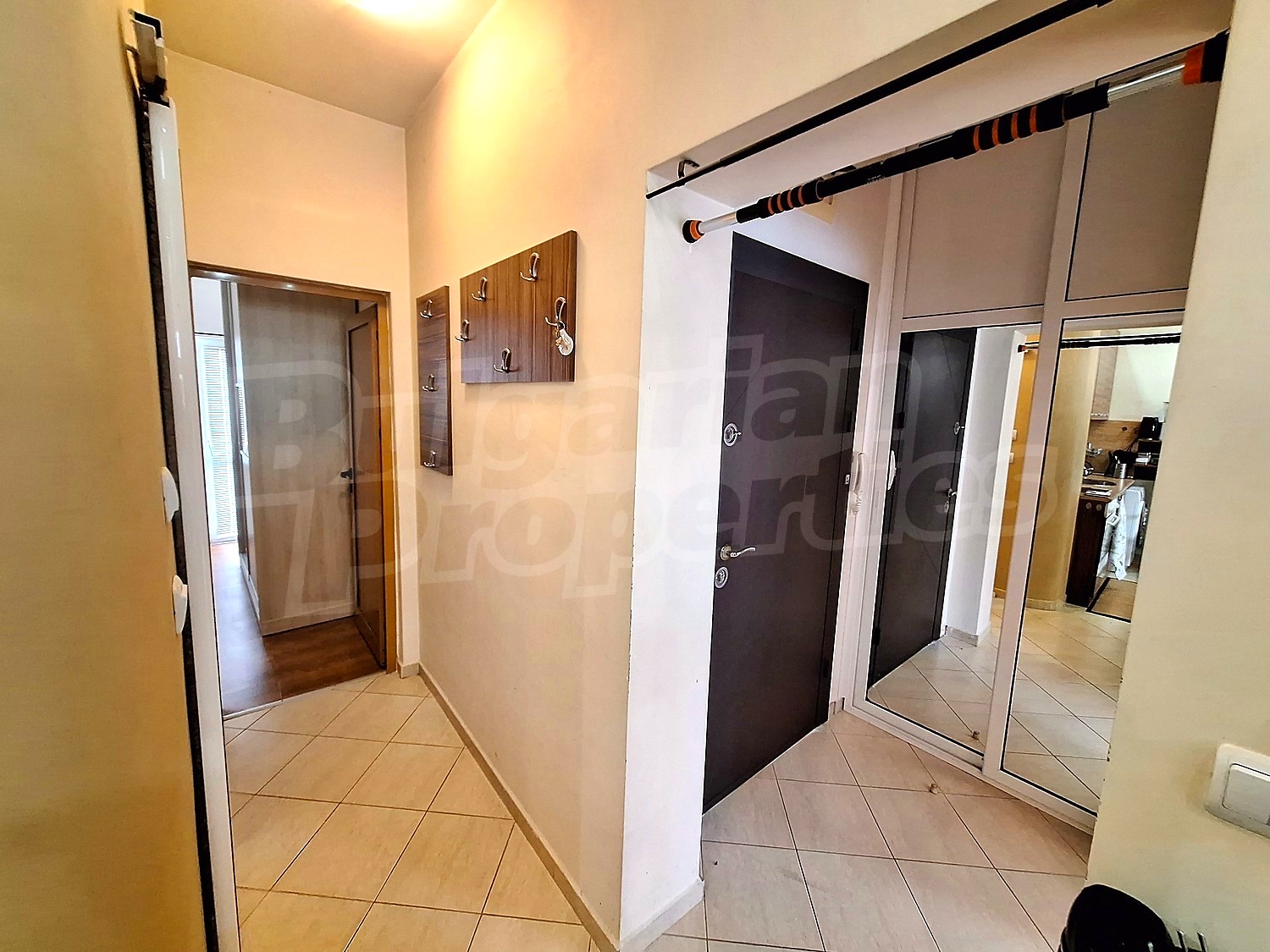 Gallery Picture 10