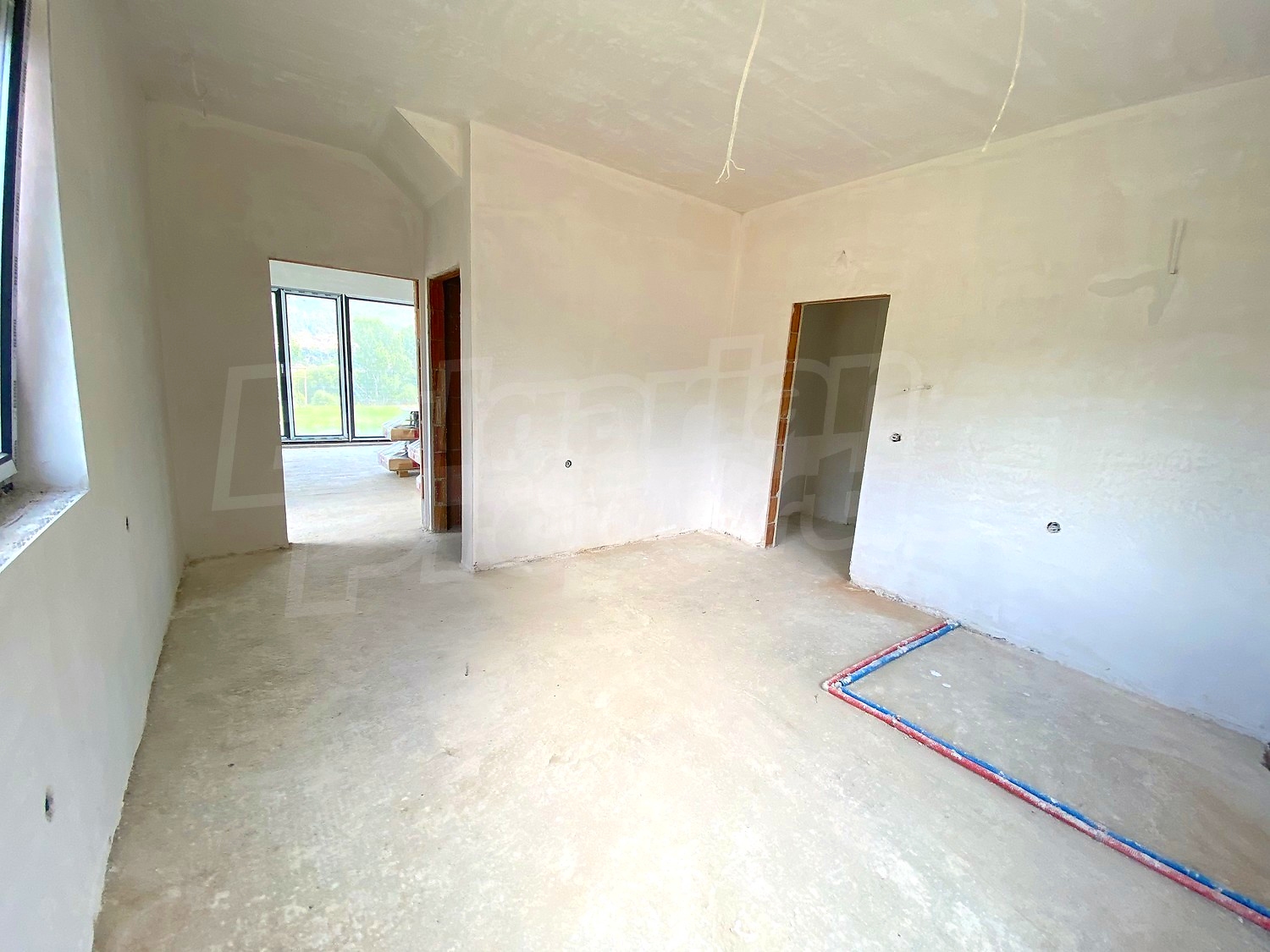 Gallery Picture 32