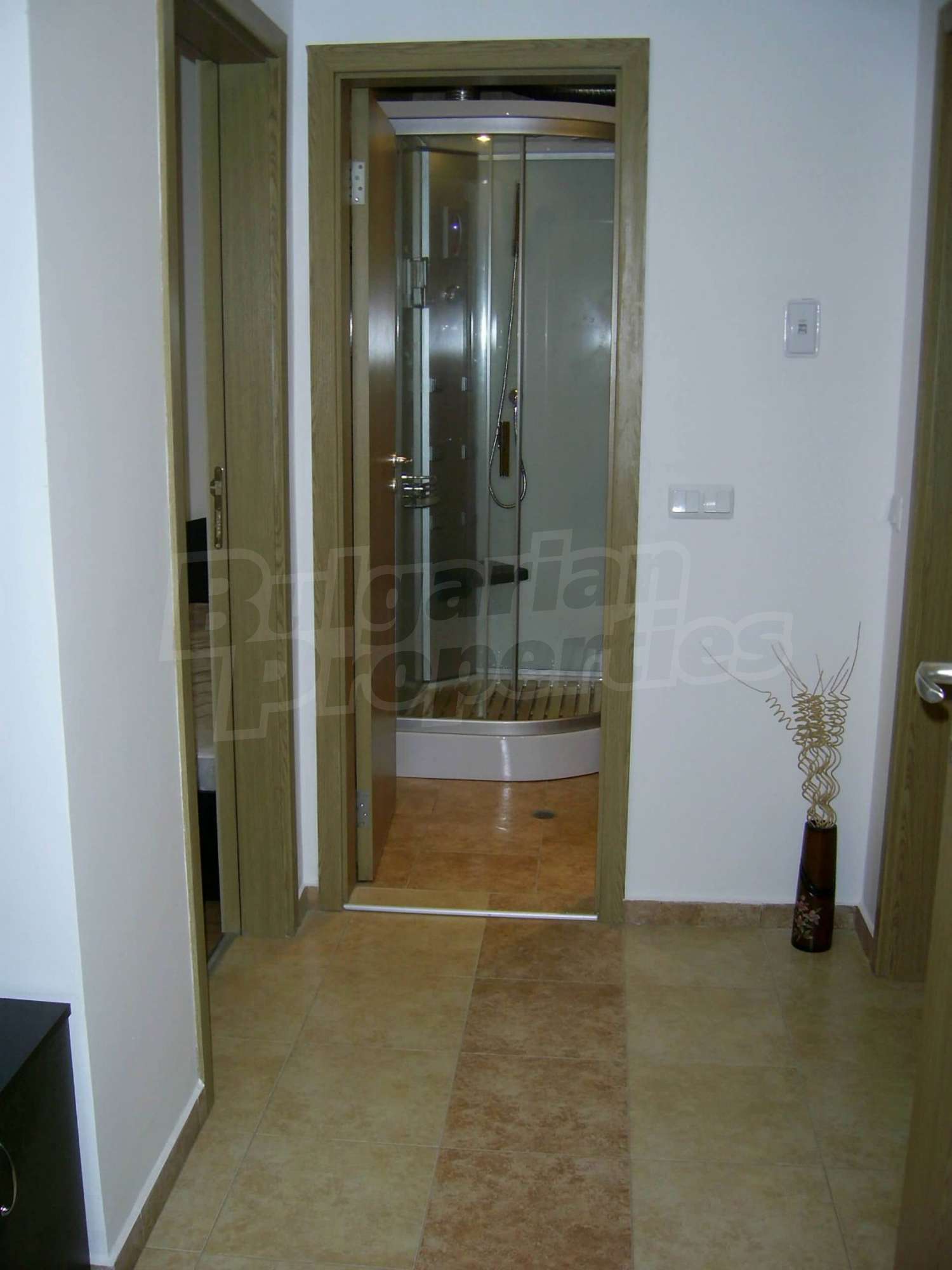 Gallery Picture 7
