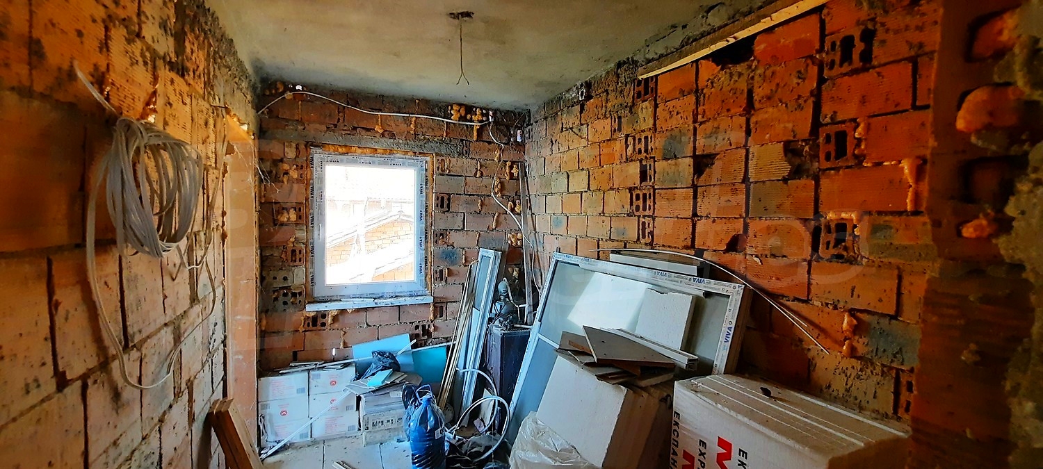 Gallery Picture 33