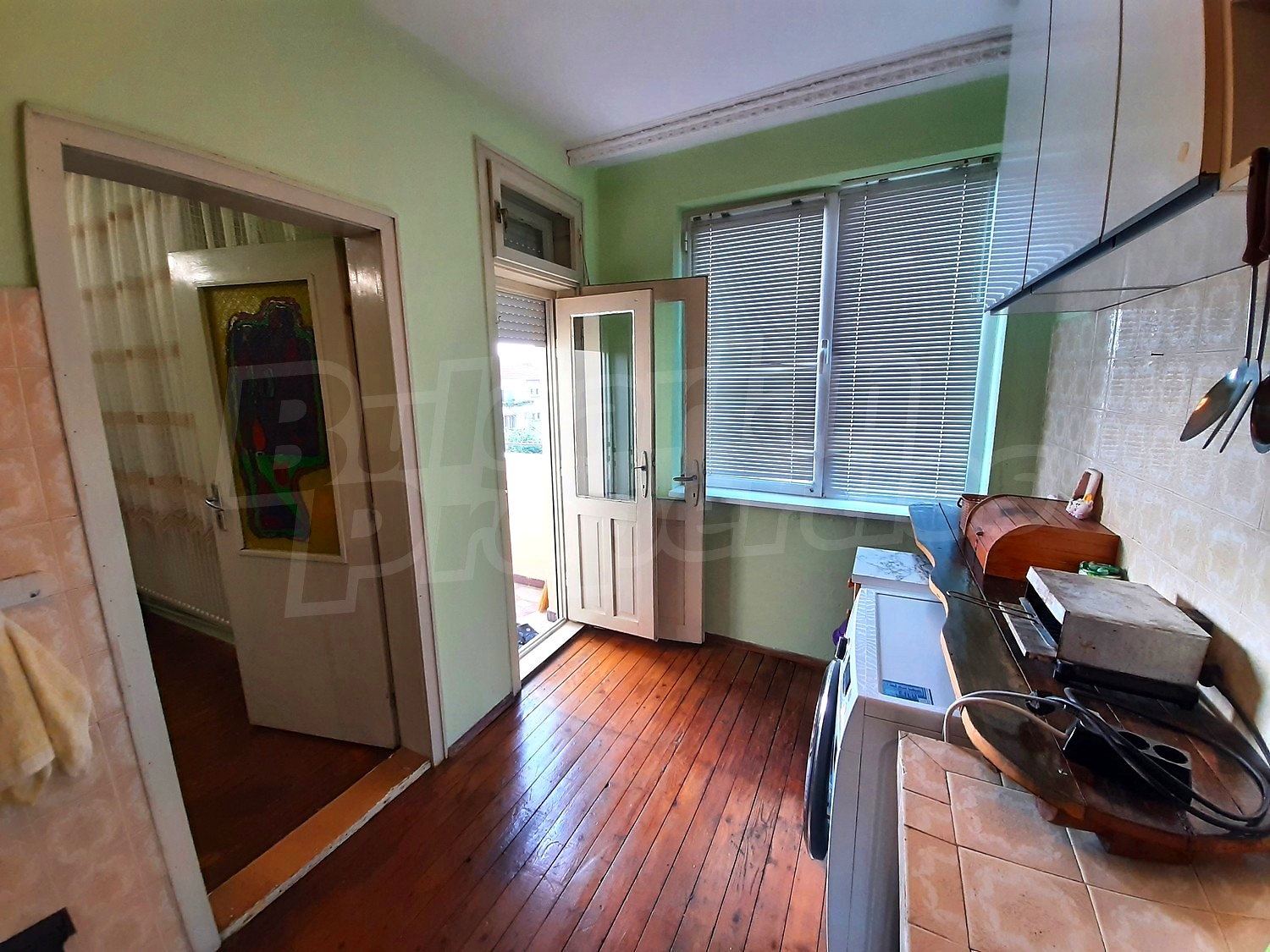 Gallery Picture 18