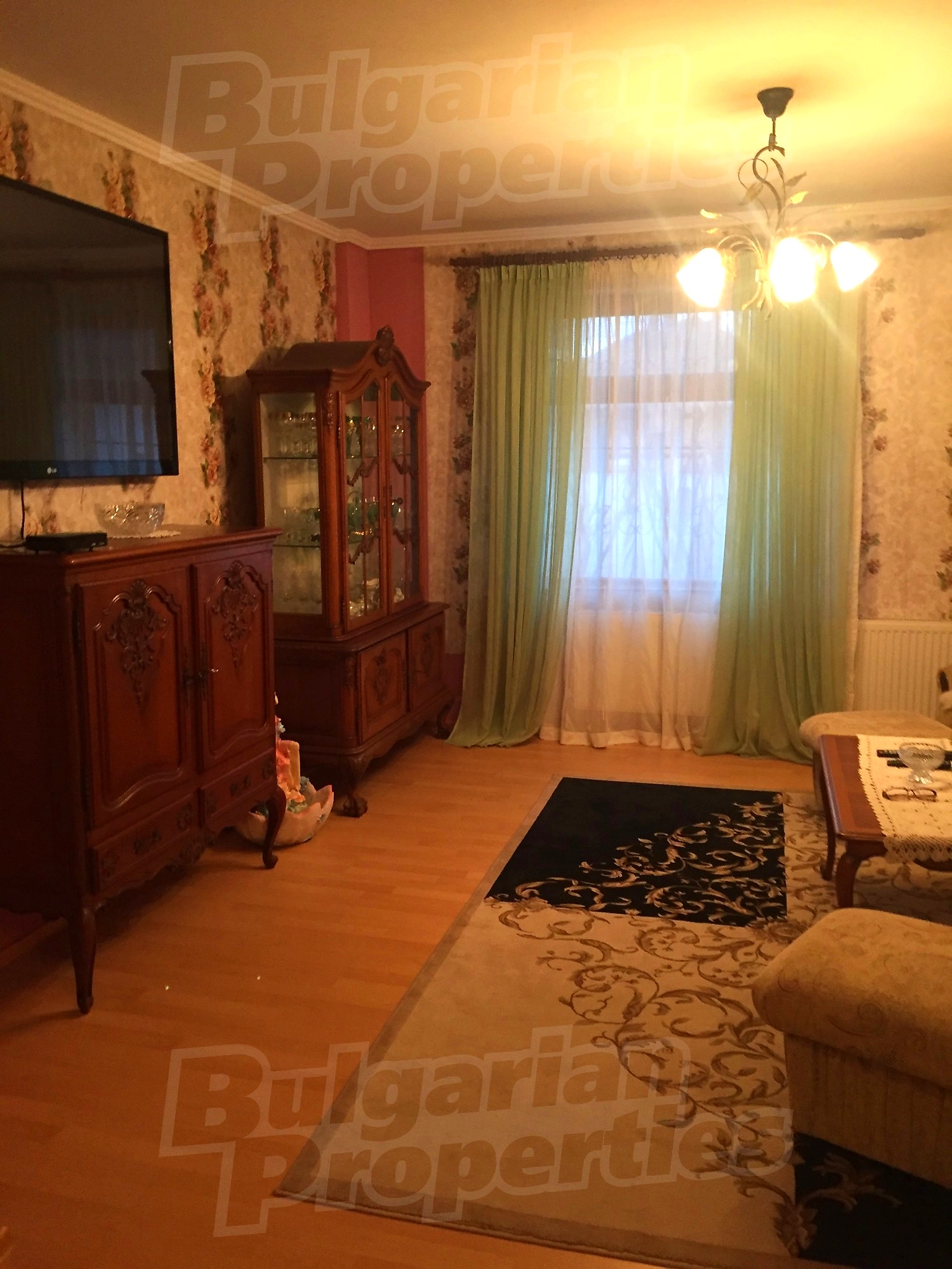 Gallery Picture 38