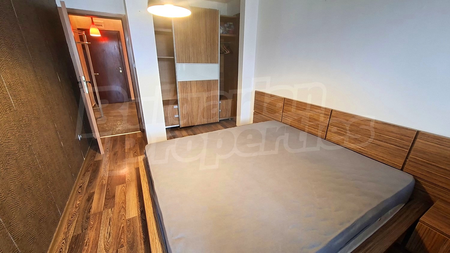 Gallery Picture 14