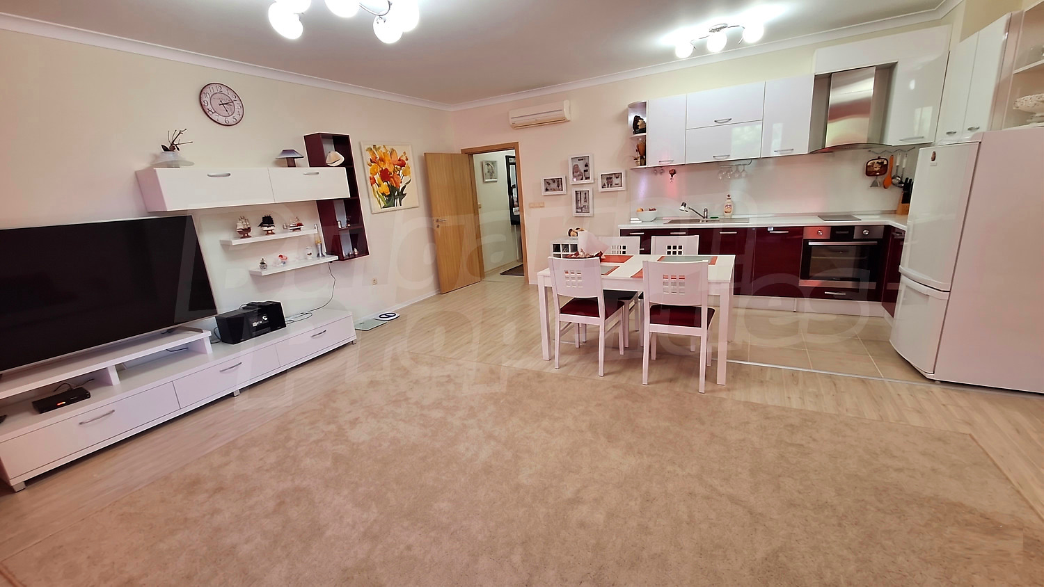 Gallery Picture 10