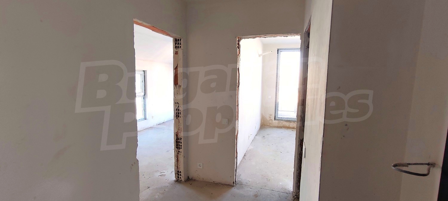 Gallery Picture 11