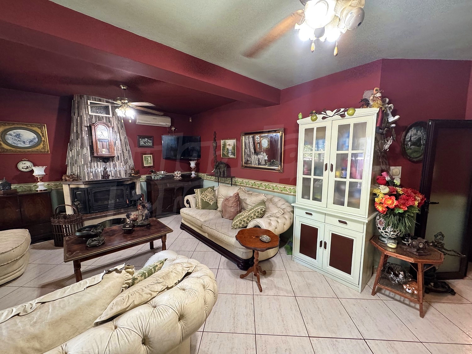 Gallery Picture 13