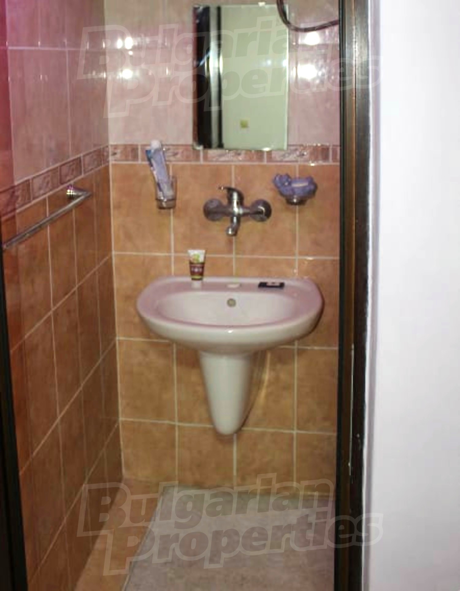 Gallery Picture 27