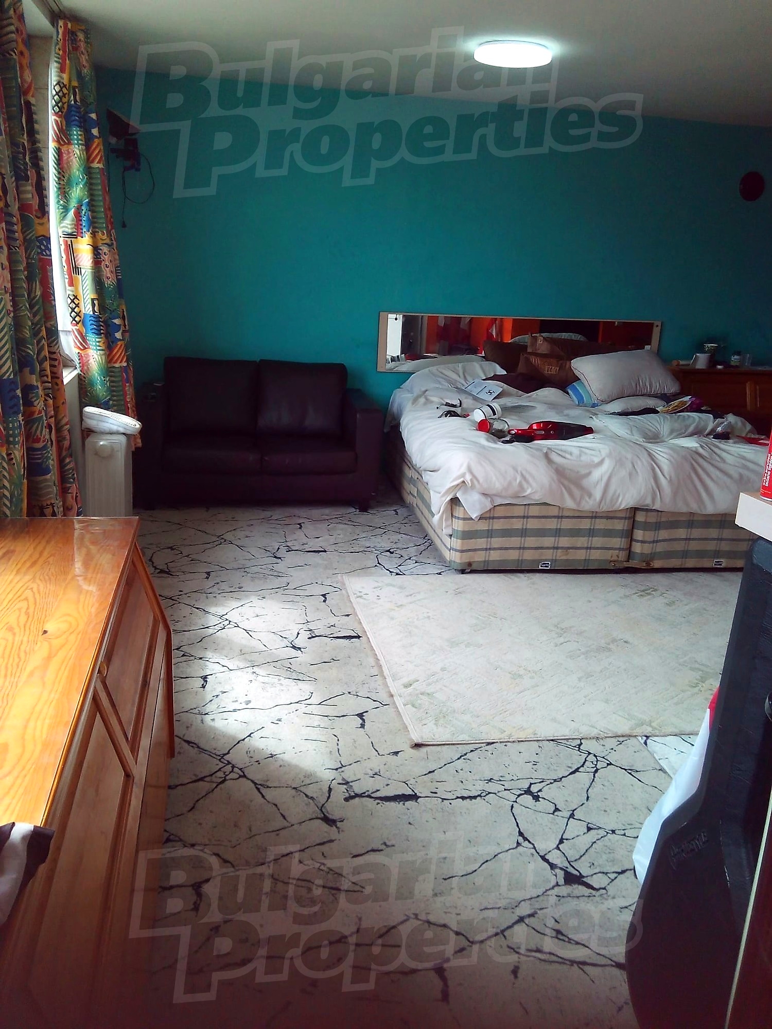 Gallery Picture 12