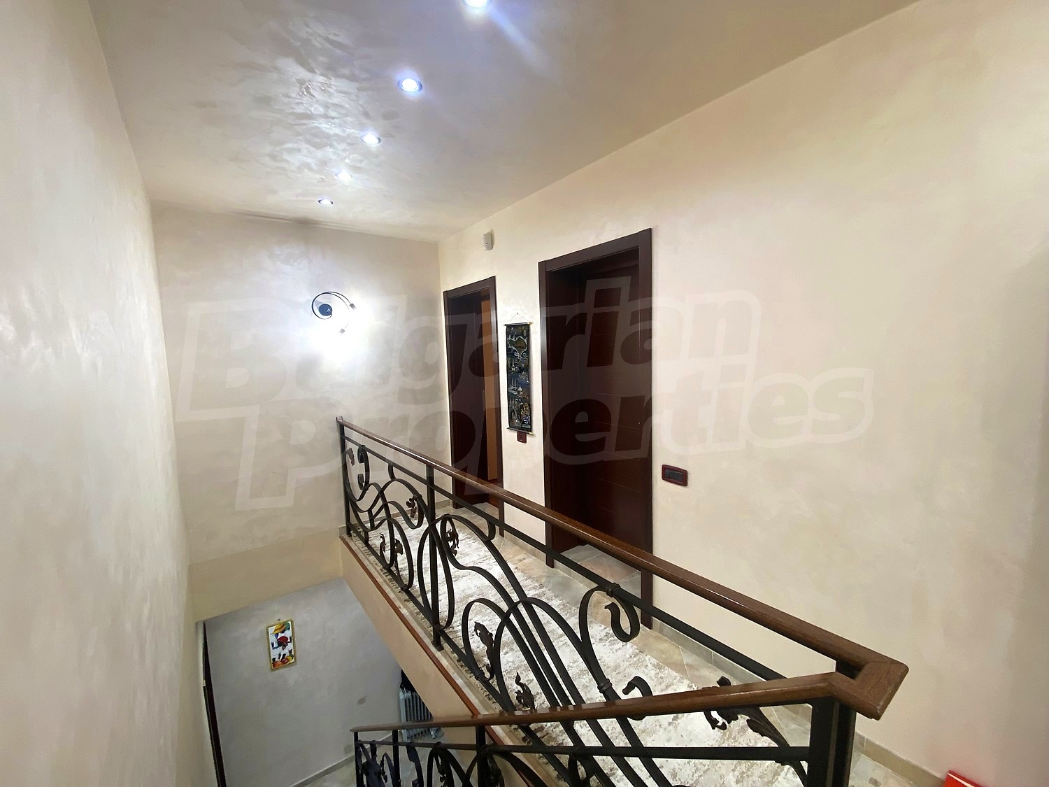 Gallery Picture 21