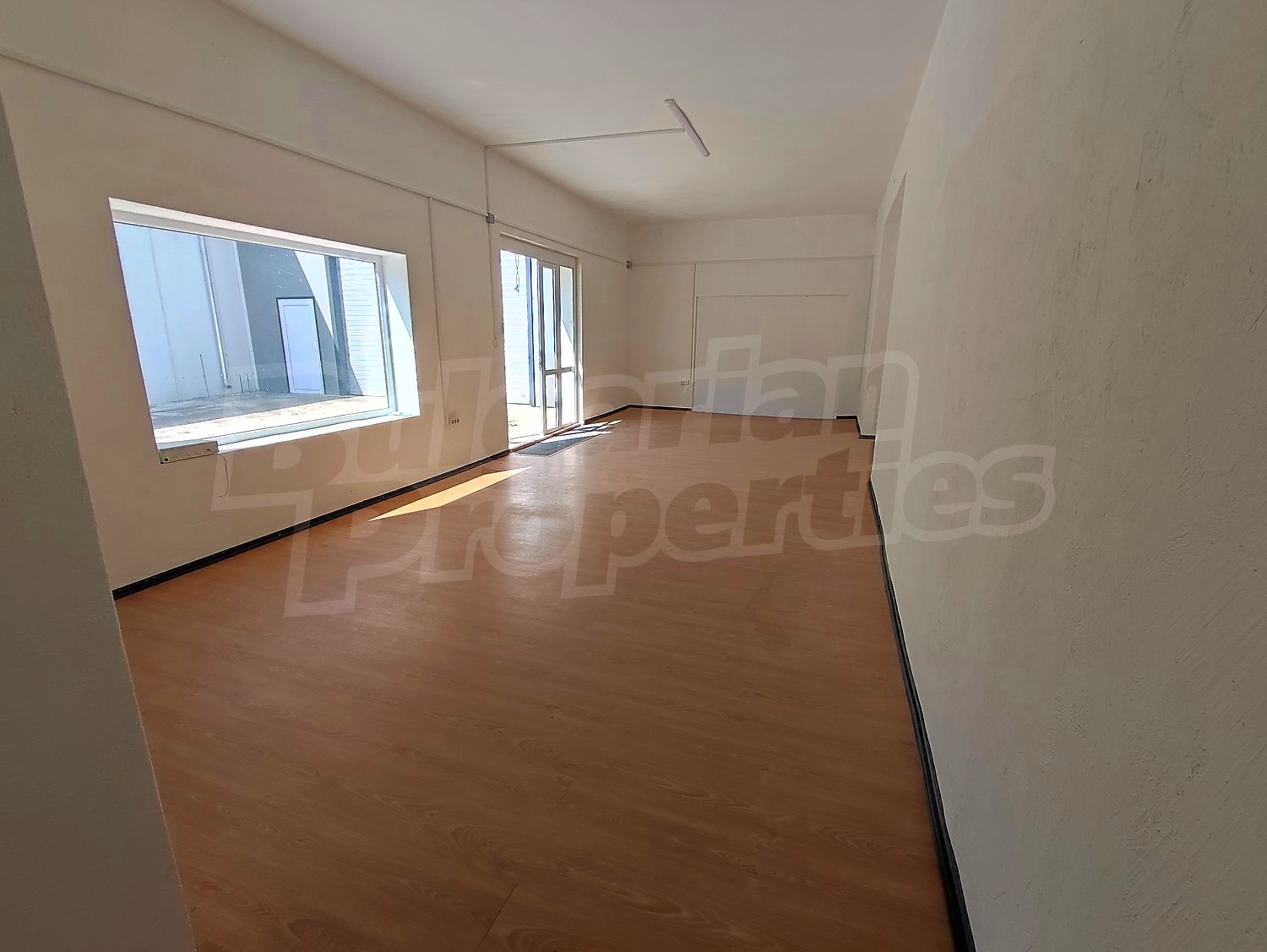 Gallery Picture 4