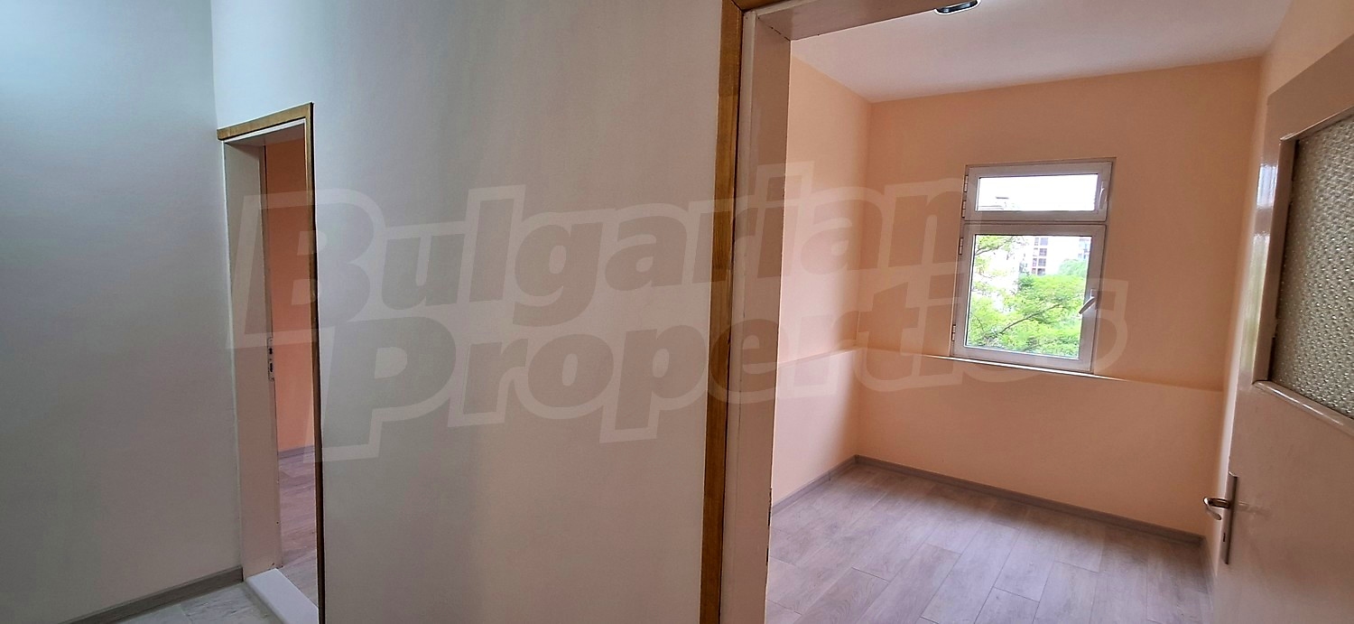 Gallery Picture 8