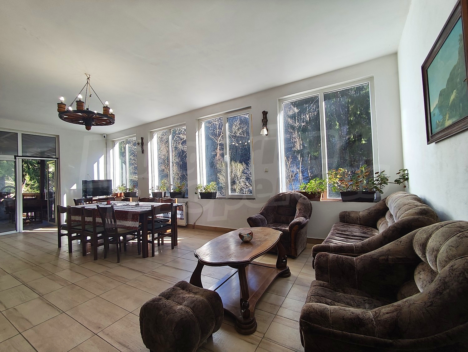 Gallery Picture 4