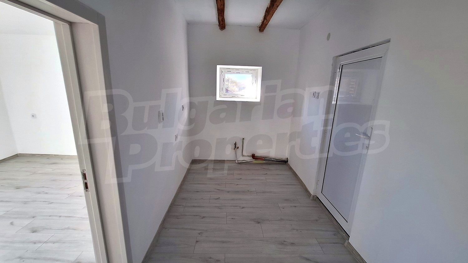 Gallery Picture 18