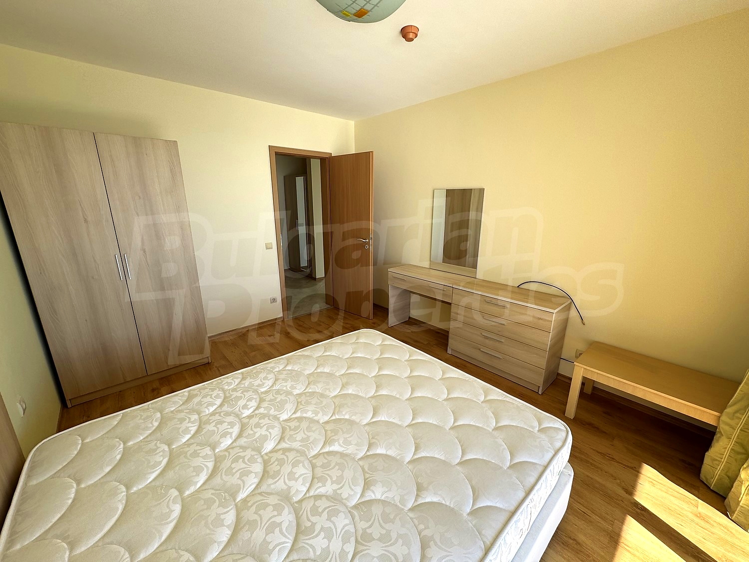 Gallery Picture 15