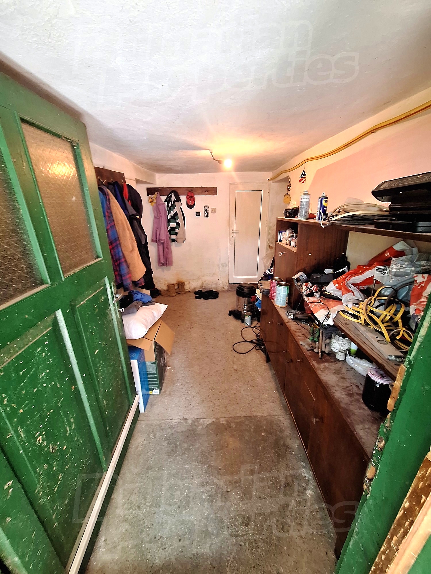 Gallery Picture 12