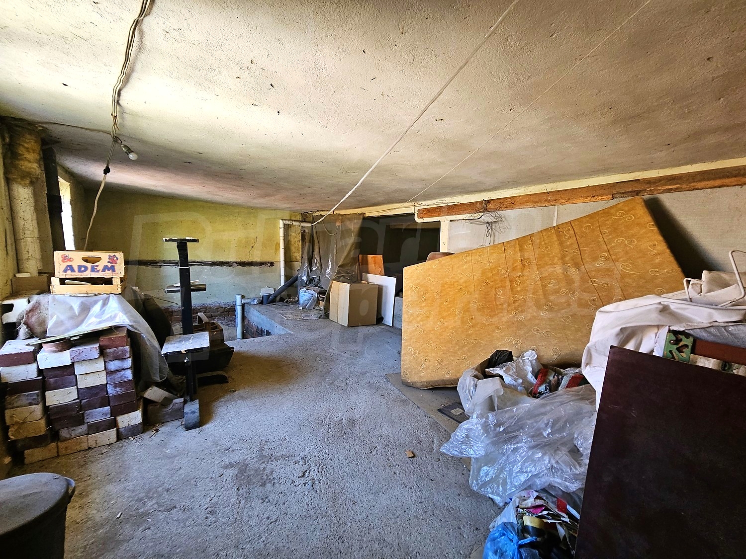 Gallery Picture 32
