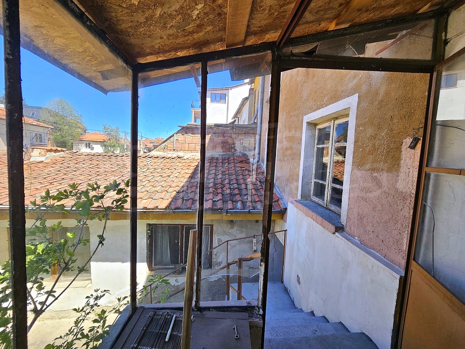 Gallery Picture 36