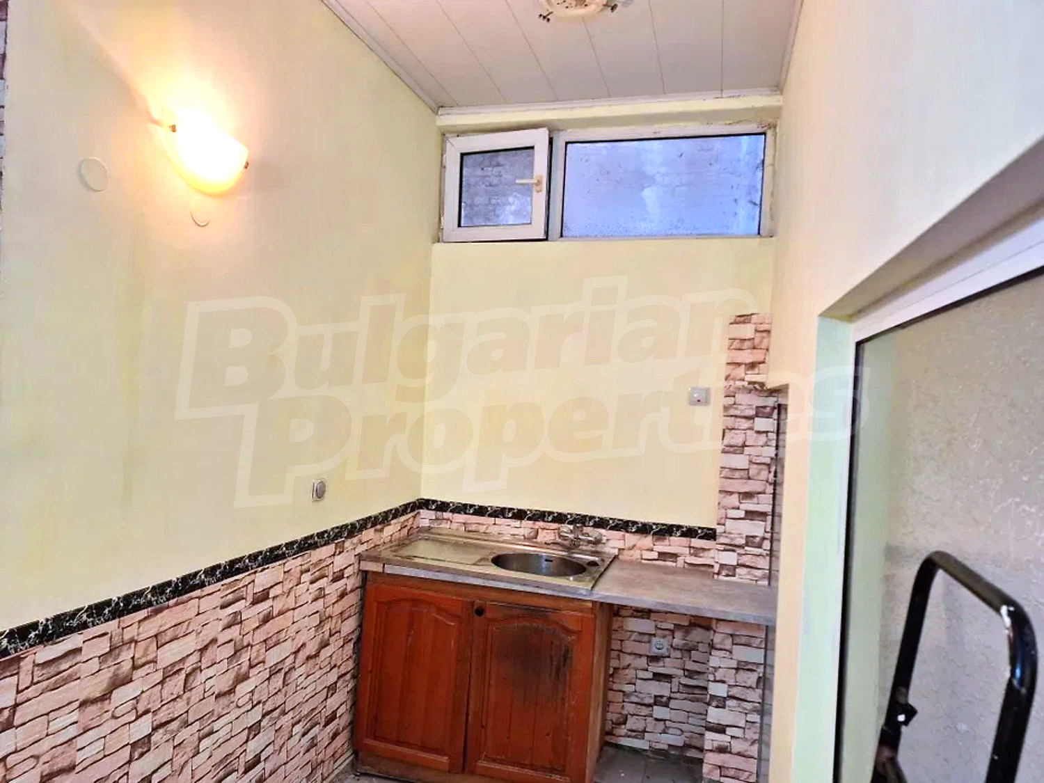 Gallery Picture 5