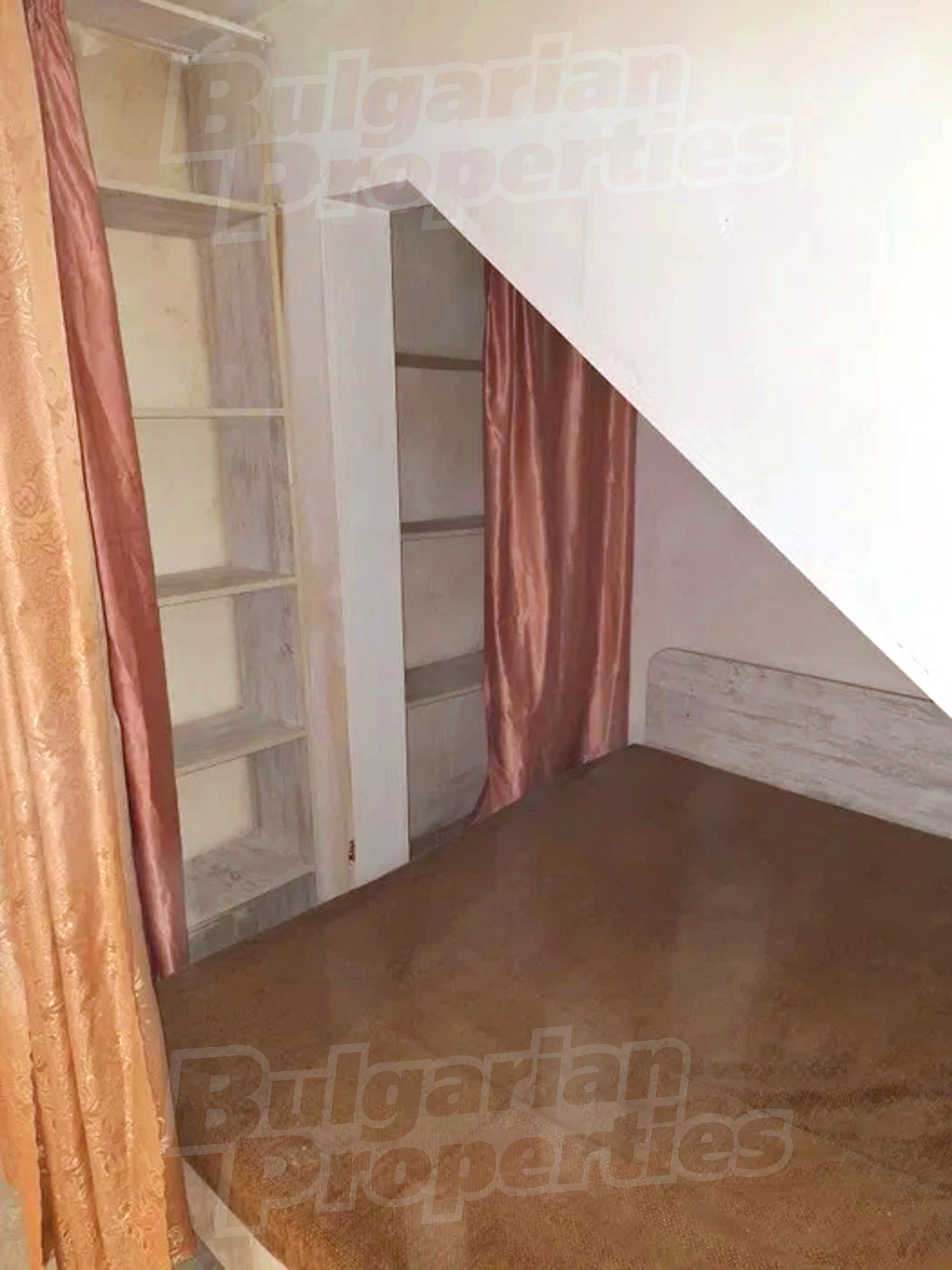 Gallery Picture 10
