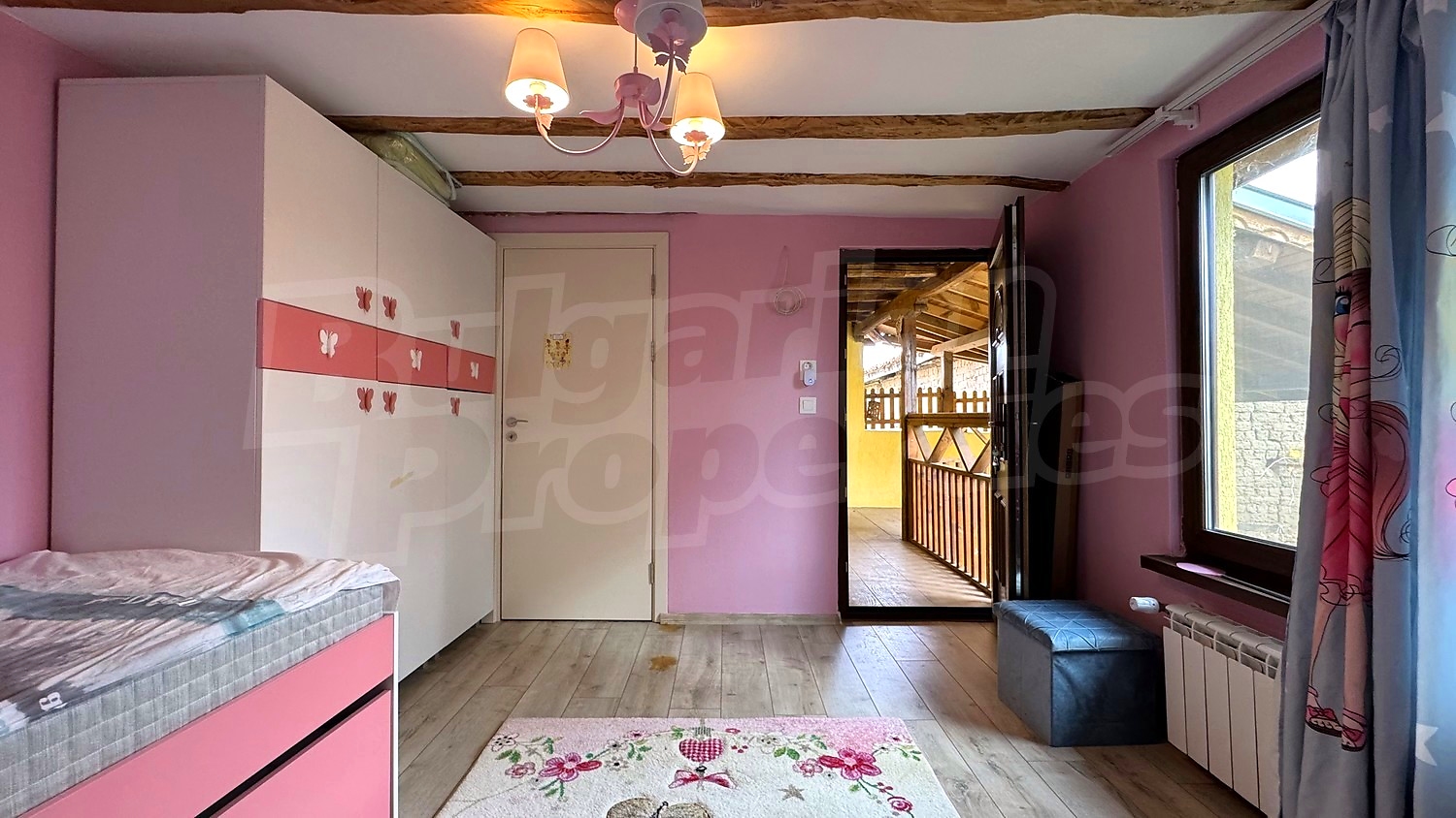 Gallery Picture 19