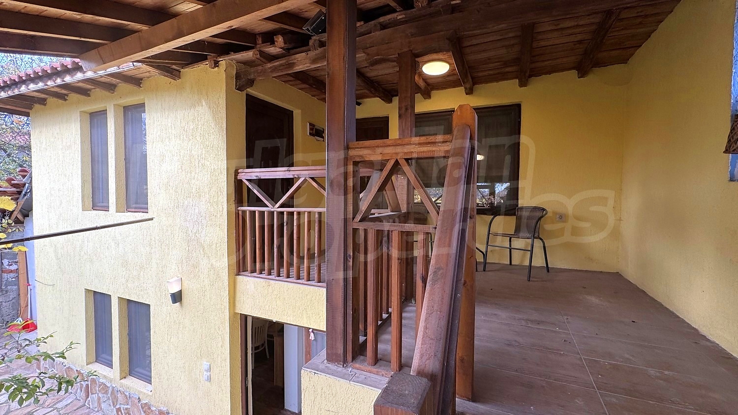 Gallery Picture 16