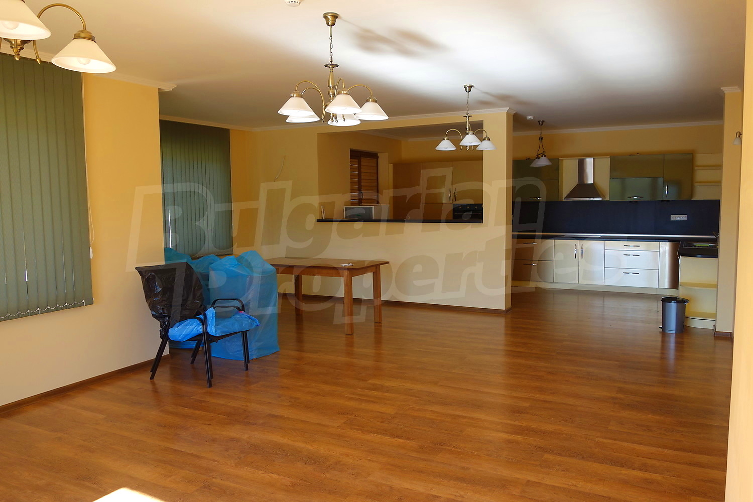 Gallery Picture 11