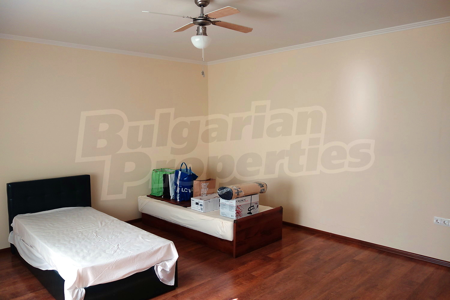 Gallery Picture 30